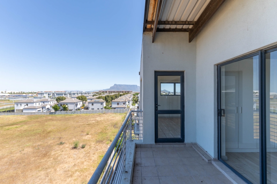 2 Bedroom Property for Sale in Royal Ascot Western Cape